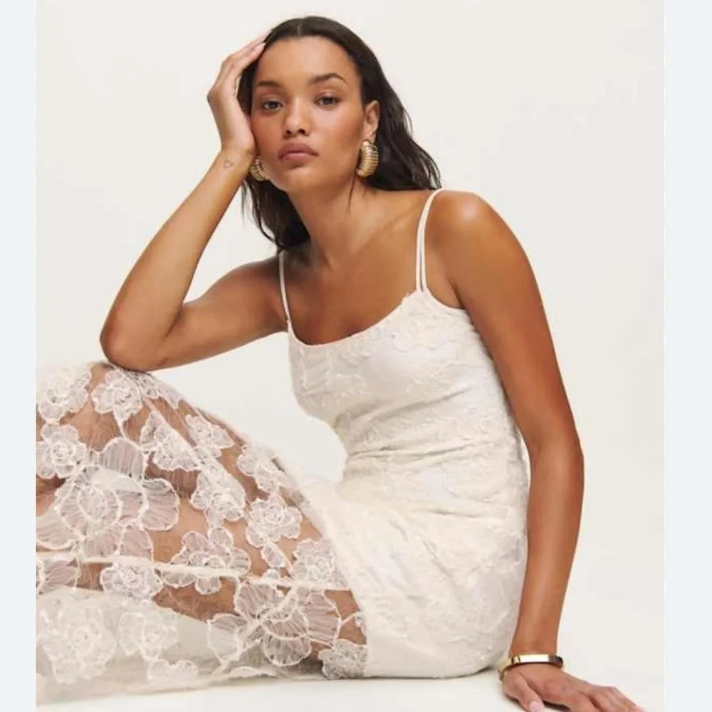 Reformation Eliette Dress - Picture 2 of 11